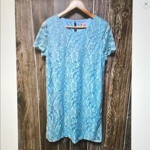 Elegant Blue Lace Midi Dress